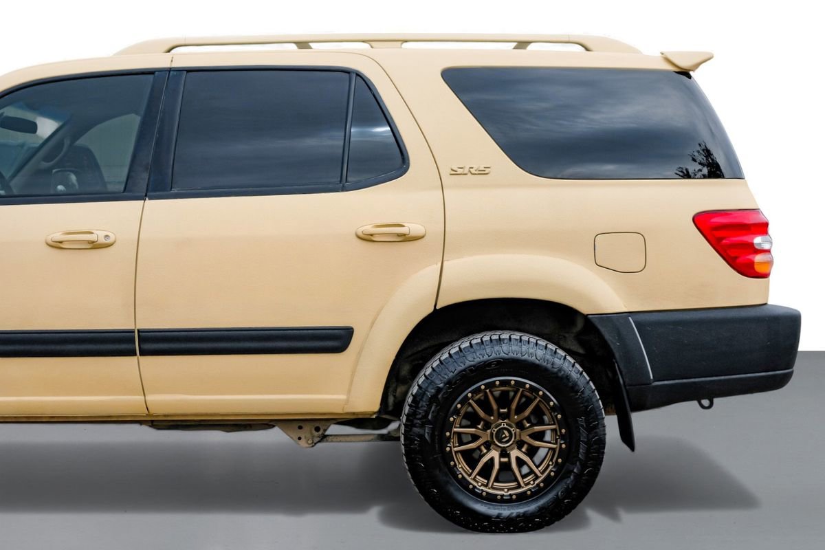 Used 2004 Toyota Sequoia SR5 image 11