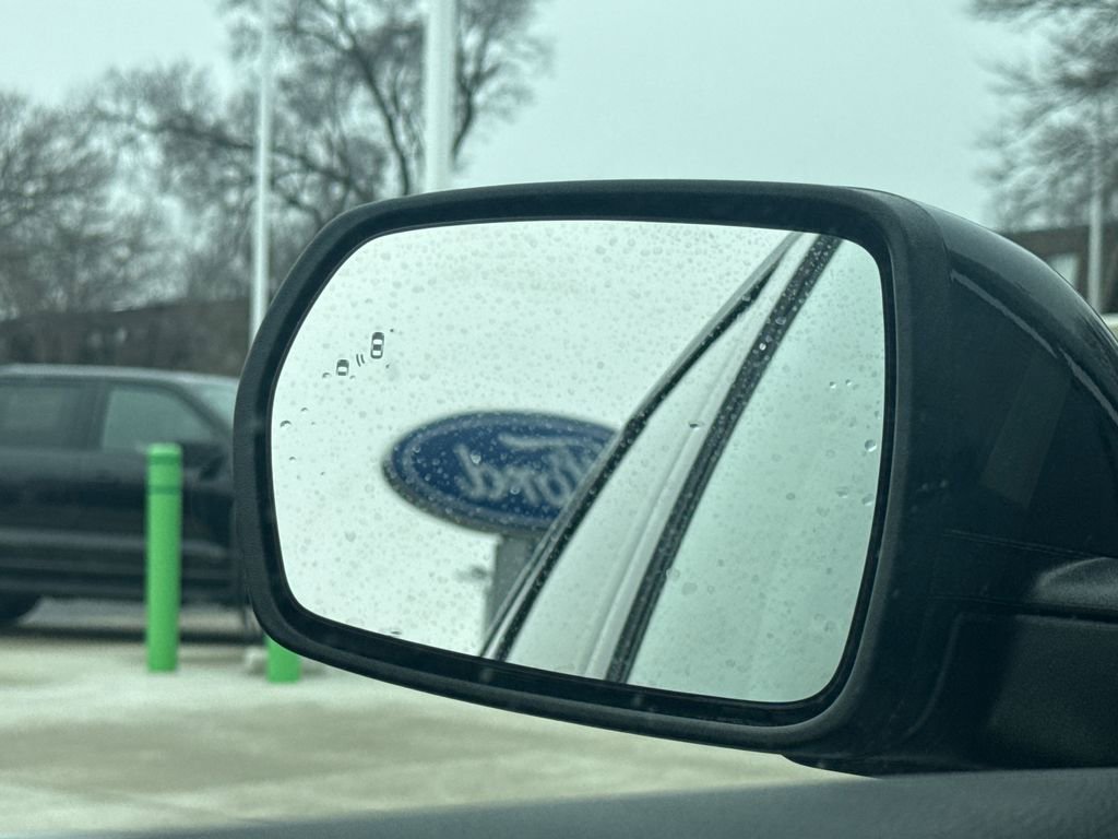 Used 2024 Ford Edge SEL w/ Convenience Package image 41