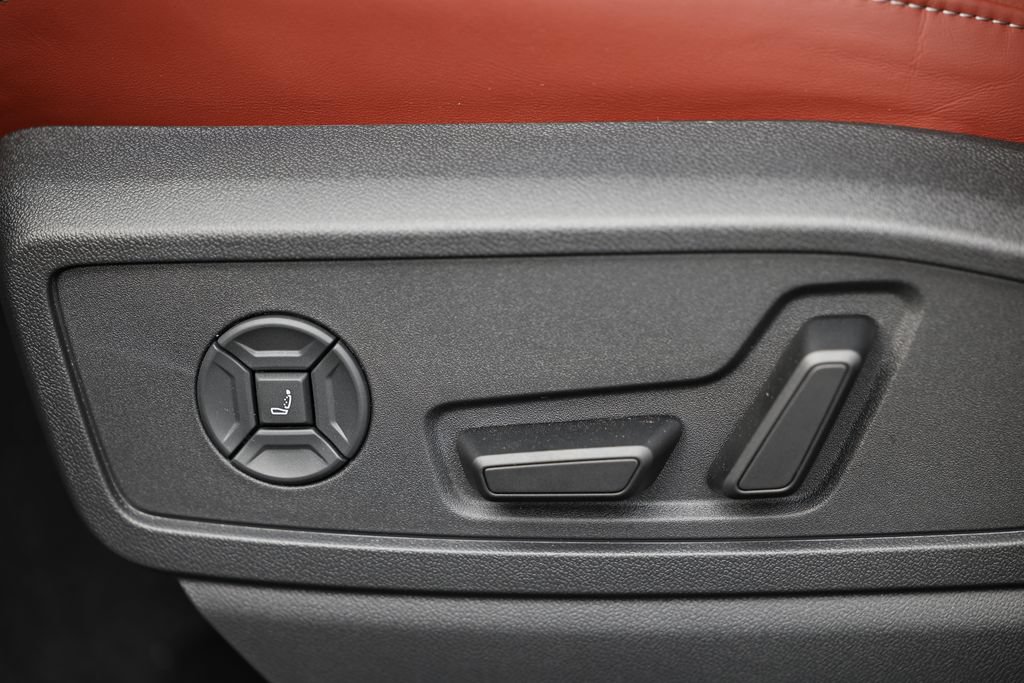 New 2026 Audi SQ5 Premium Plus AWD/4WD image 25