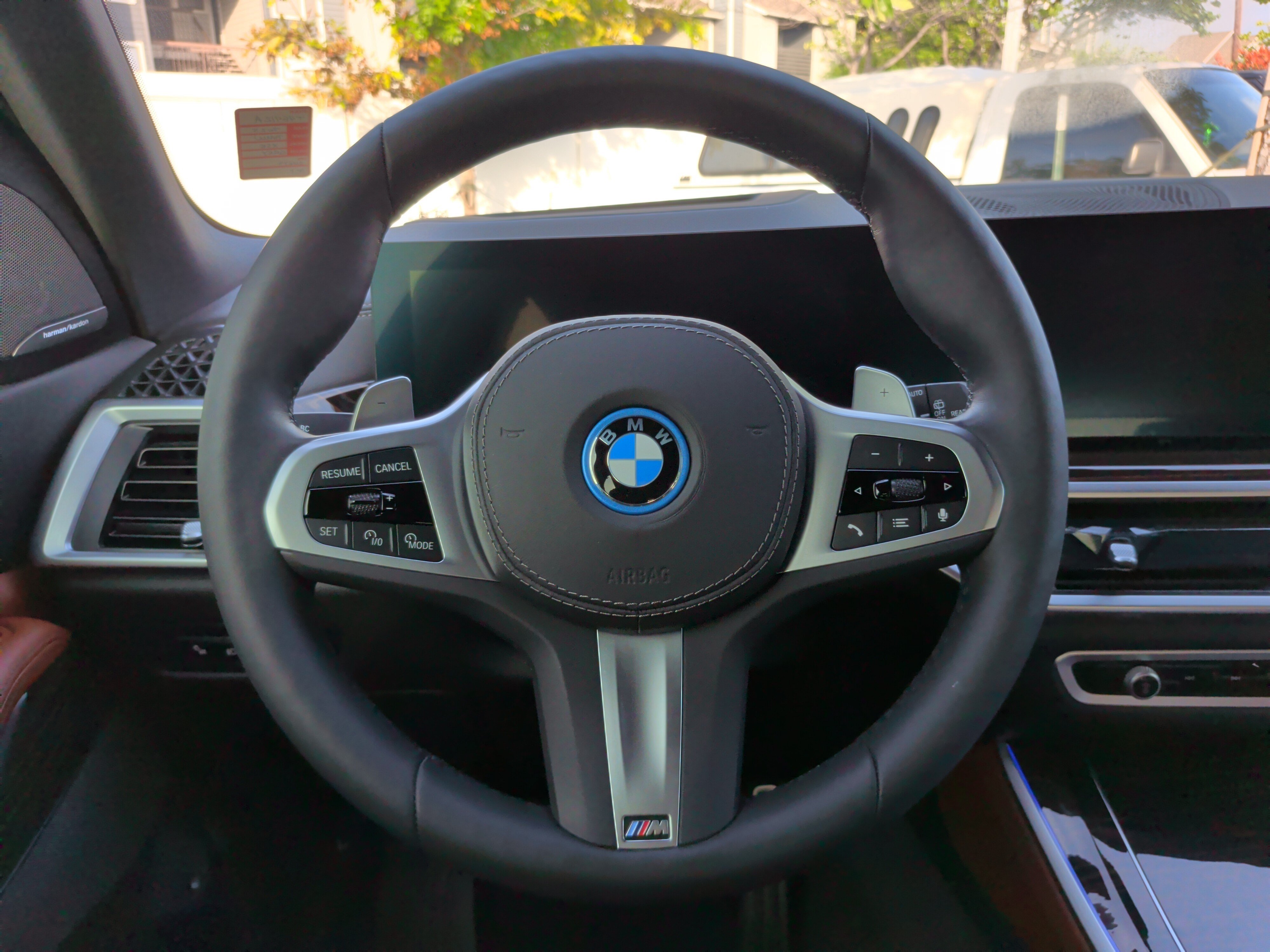 Used 2025 BMW X5 xDrive50e w/ M Sport Package AWD/4WD image 22