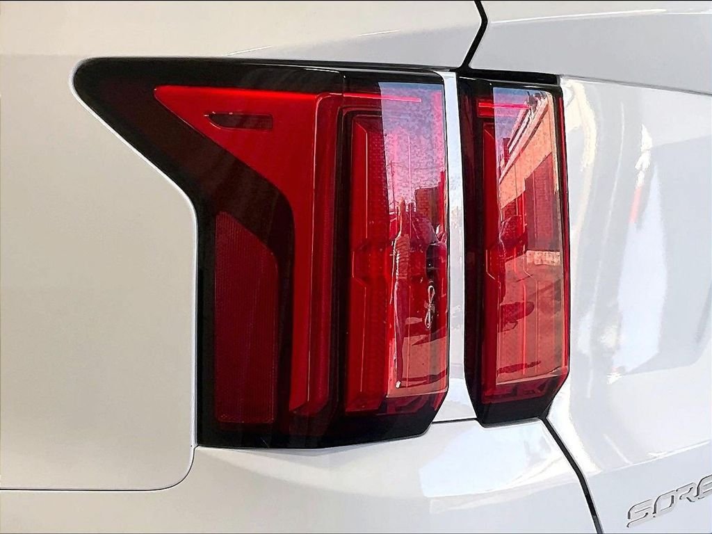 Used 2023 Kia Sorento SX AWD/4WD image 35