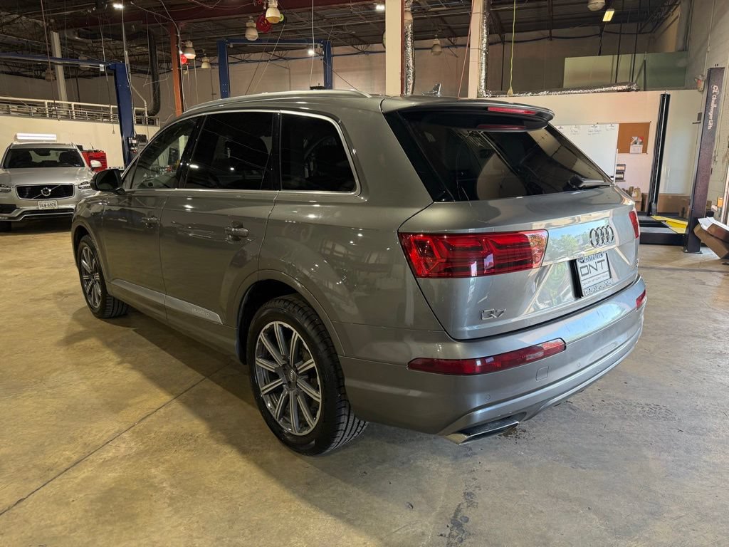 Used 2017 Audi Q7 3.0T Premium Plus AWD/4WD image 6