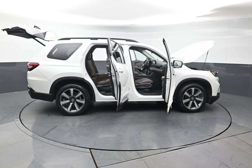 Certified 2023 Honda Pilot Elite image 55