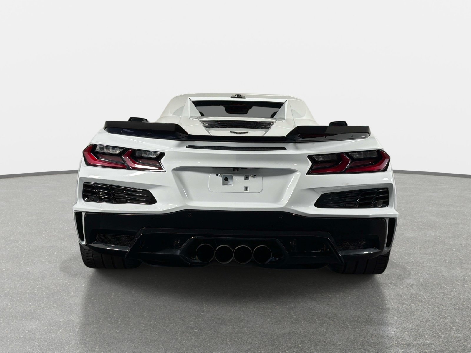 Used 2025 Chevrolet Corvette Z06 RWD image 4