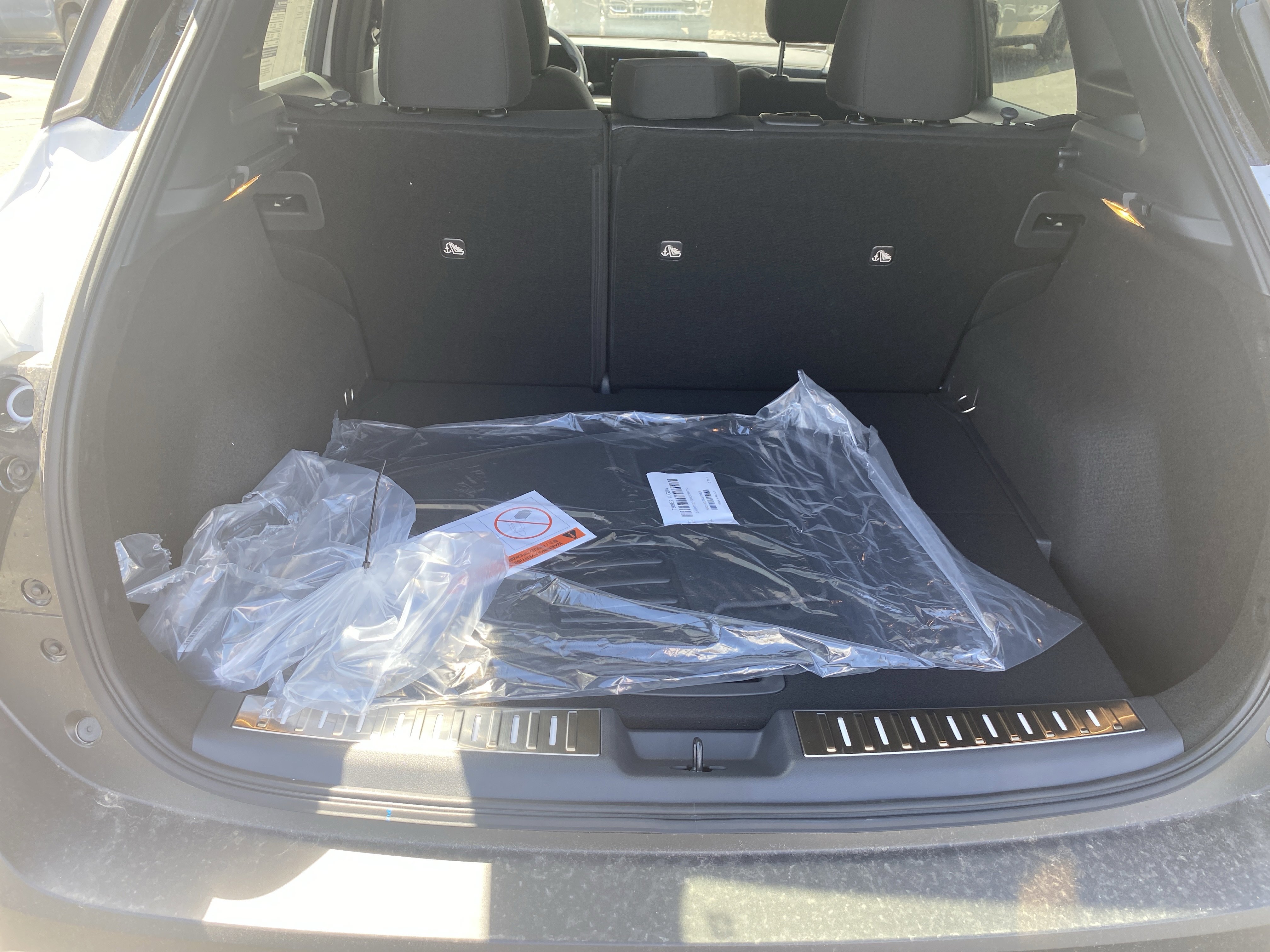 New 2025 Nissan Kicks SV w/ Illumination Package image 20