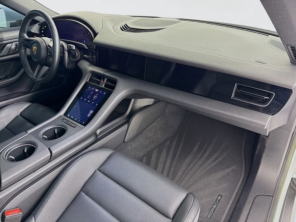 Certified 2023 Porsche Taycan w/ Premium Package RWD image 30