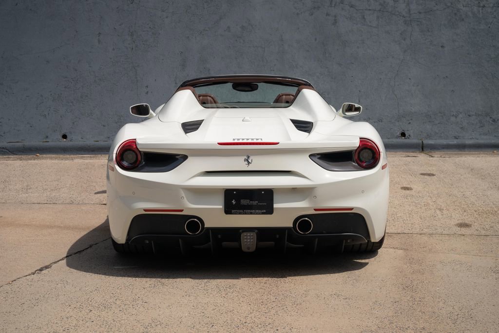 Used 2018 Ferrari 488 Spider RWD image 9