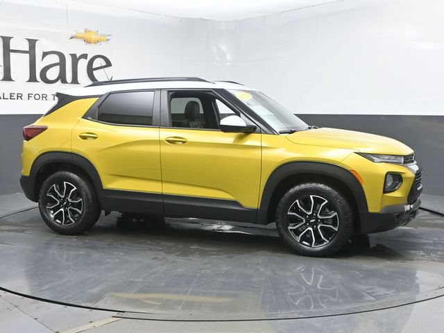 Used 2023 Chevrolet TrailBlazer ACTIV w/ Sun and Liftgate Package AWD/4WD image 1