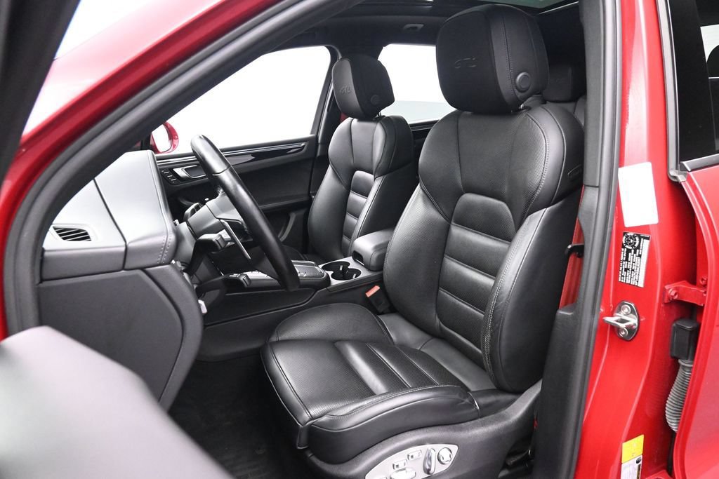 Used 2021 Porsche Macan GTS w/ Premium Package Plus (PF9) AWD/4WD image 12