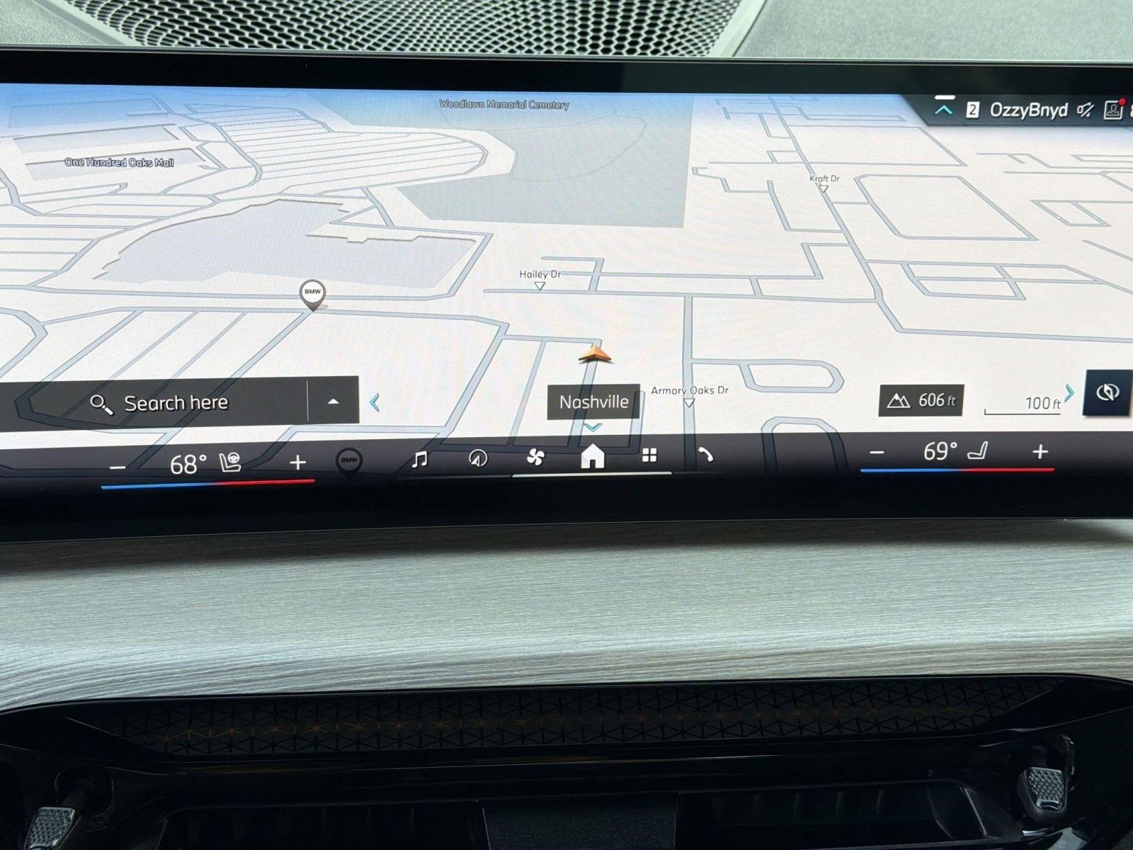 Certified 2025 BMW 330i Sedan image 21