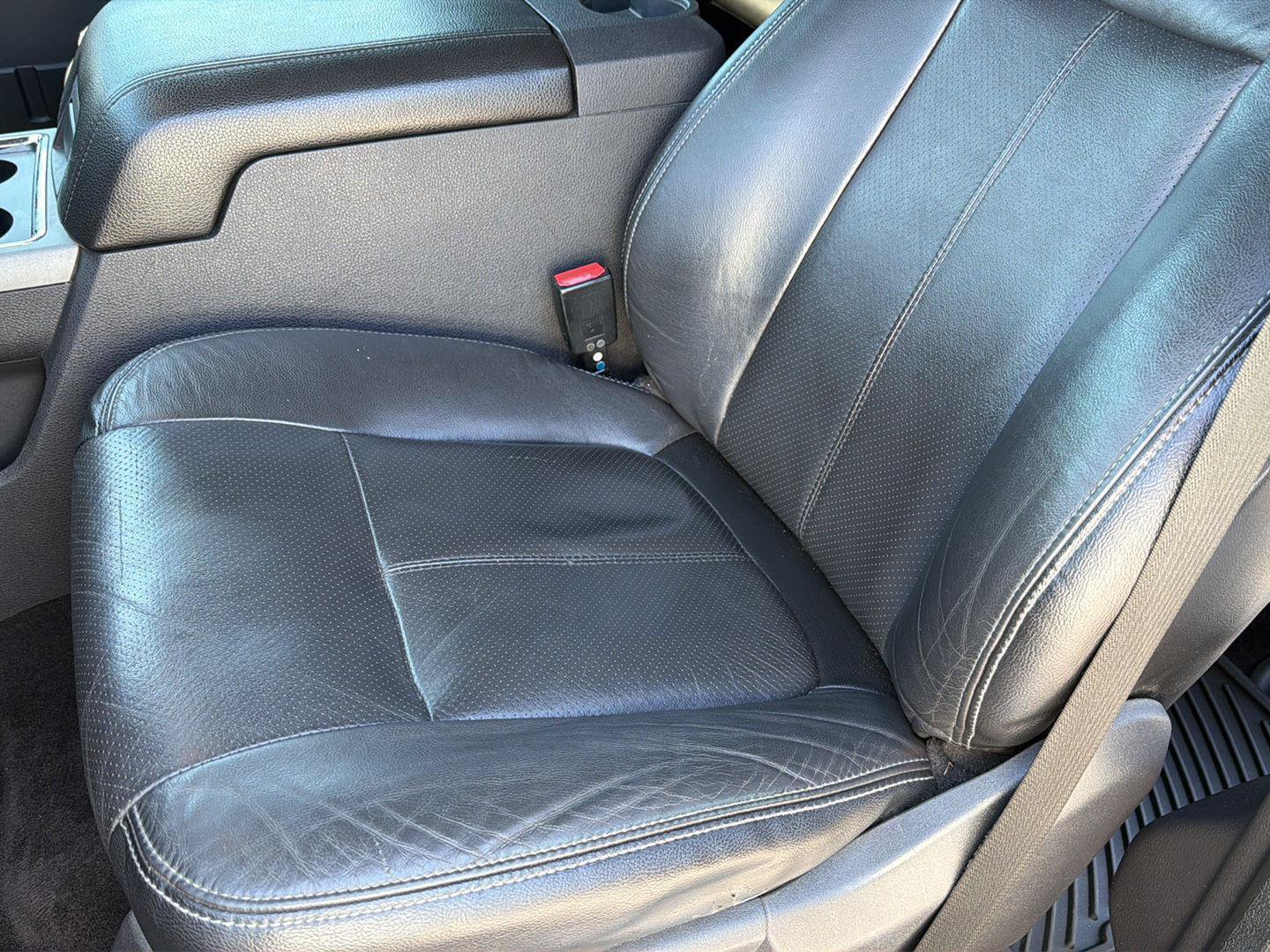 Used 2015 Ford F250 Lariat w/ Lariat Interior Package AWD/4WD image 29