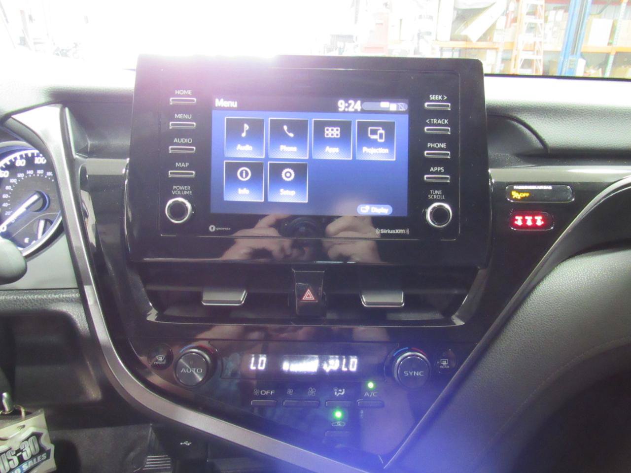 Used 2023 Toyota Camry LE FWD image 18