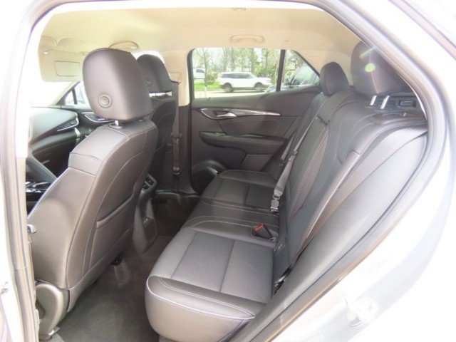Used 2023 Buick Envision Essence image 19