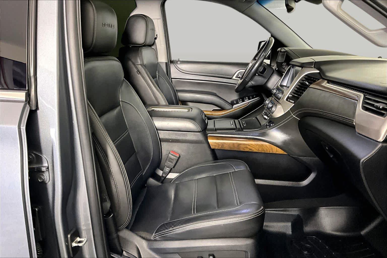 Used 2019 GMC Yukon Denali w/ Denali Ultimate Package RWD image 9