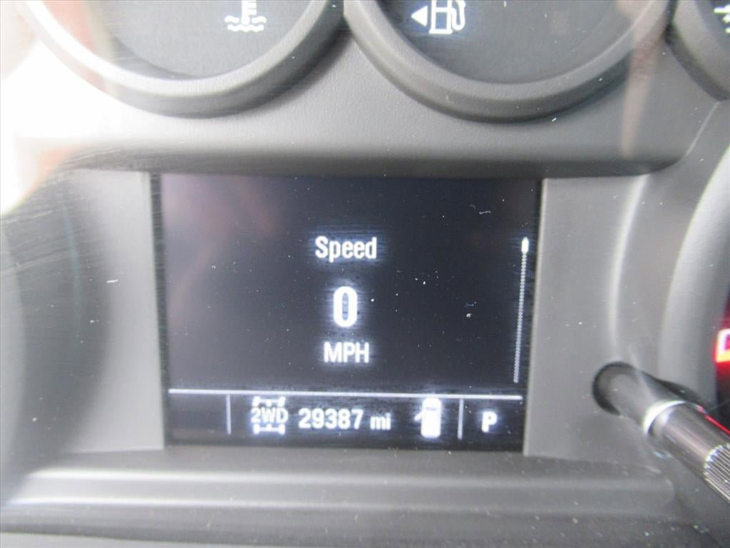 Used 2022 Chevrolet Silverado 1500 Custom Trail Boss AWD/4WD image 25