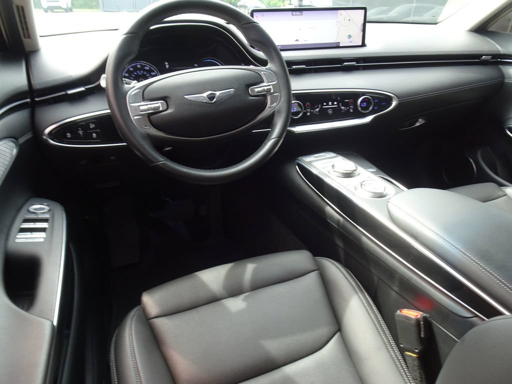 Used 2023 Genesis GV70 2.5T AWD/4WD image 13