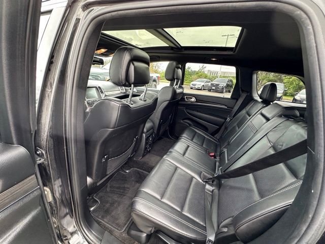 Used 2015 Jeep Grand Cherokee Overland AWD/4WD image 14