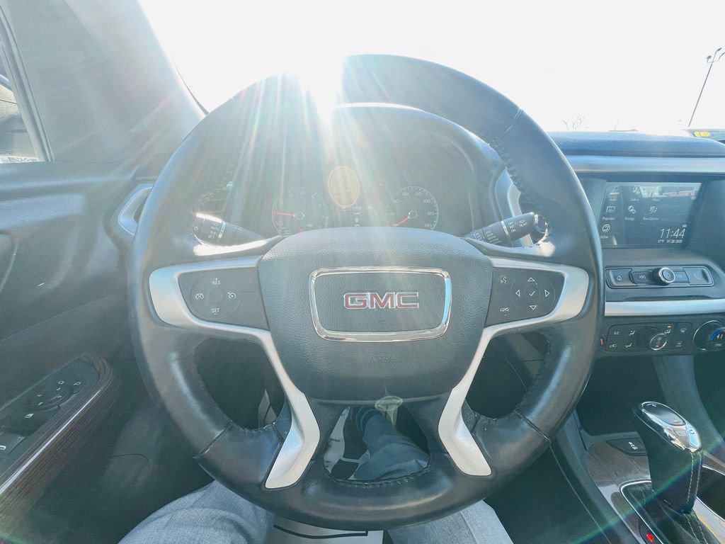 Used 2017 GMC Acadia SLE image 22