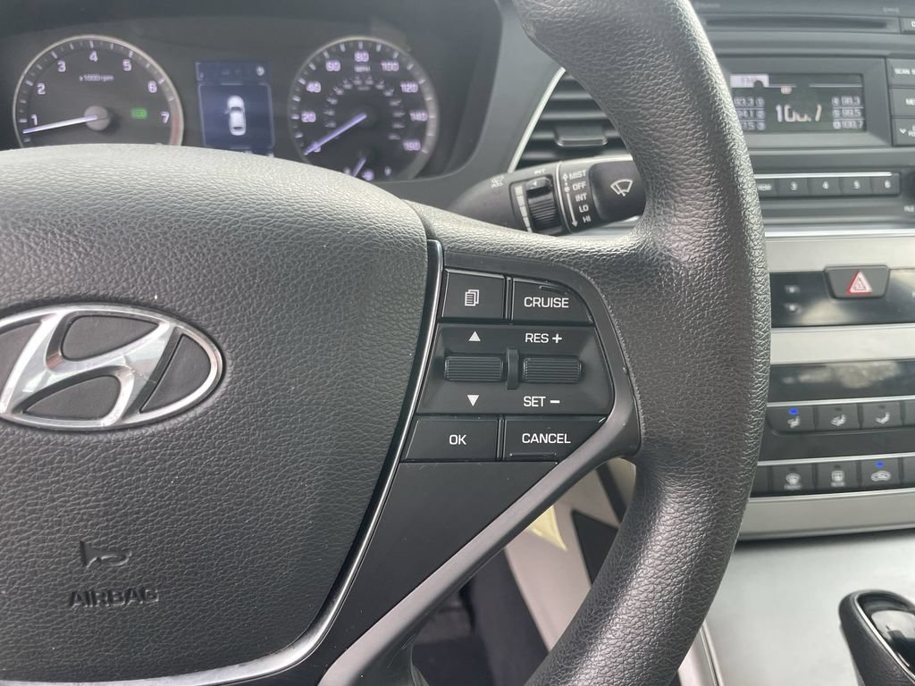 Used 2017 Hyundai Sonata SE FWD image 15