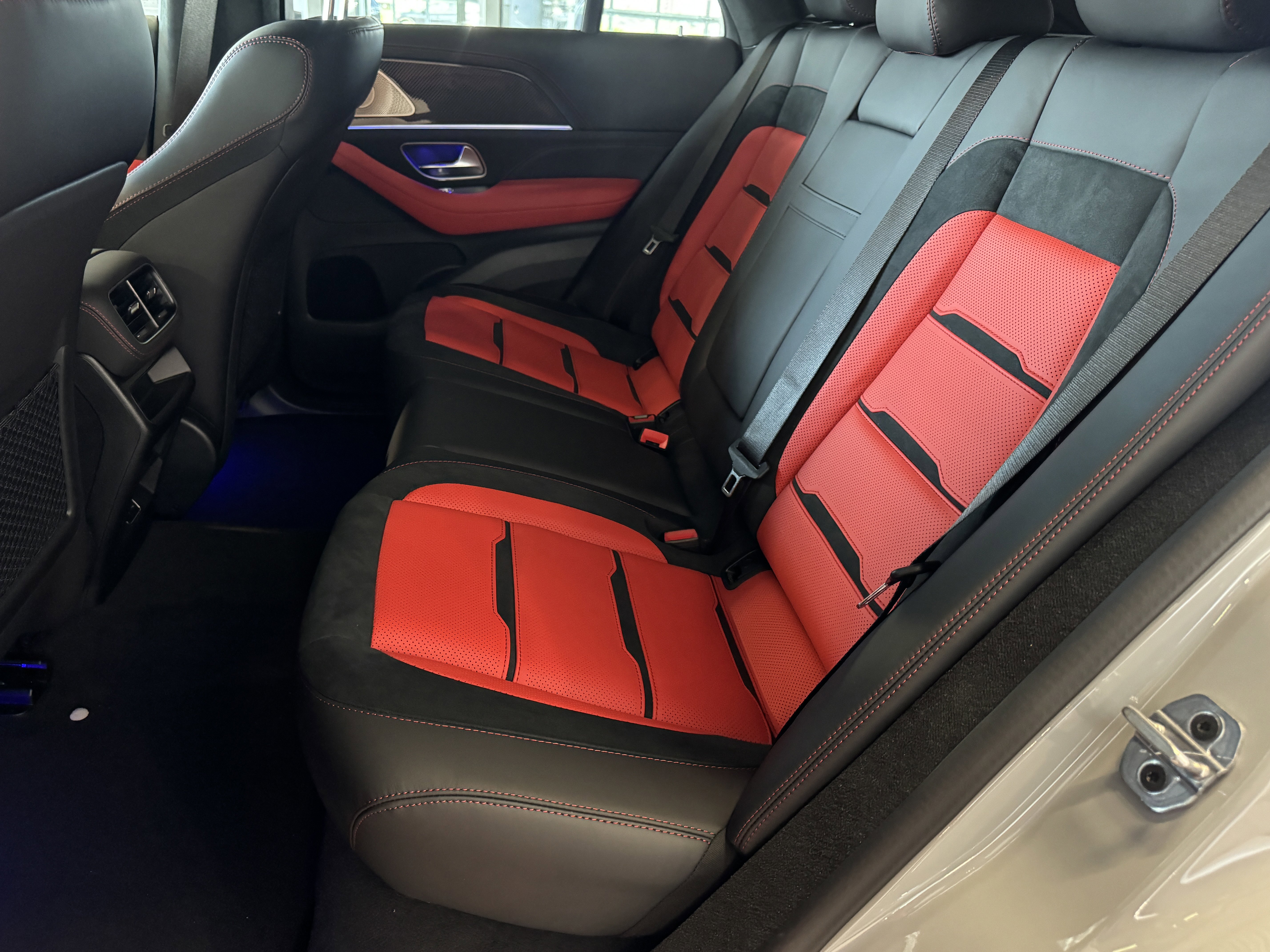 New 2026 Mercedes-Benz GLE 63 AMG S image 31