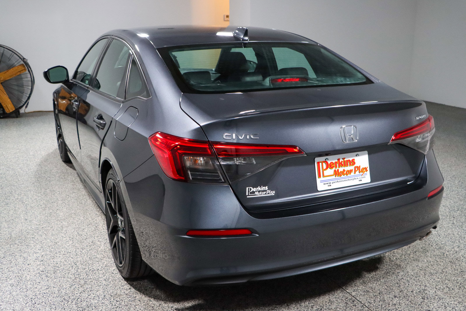 Used 2023 Honda Civic Sport image 9