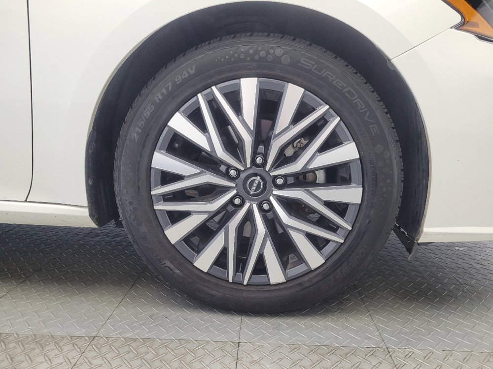 Used 2023 Nissan Altima 2.5 SV image 31