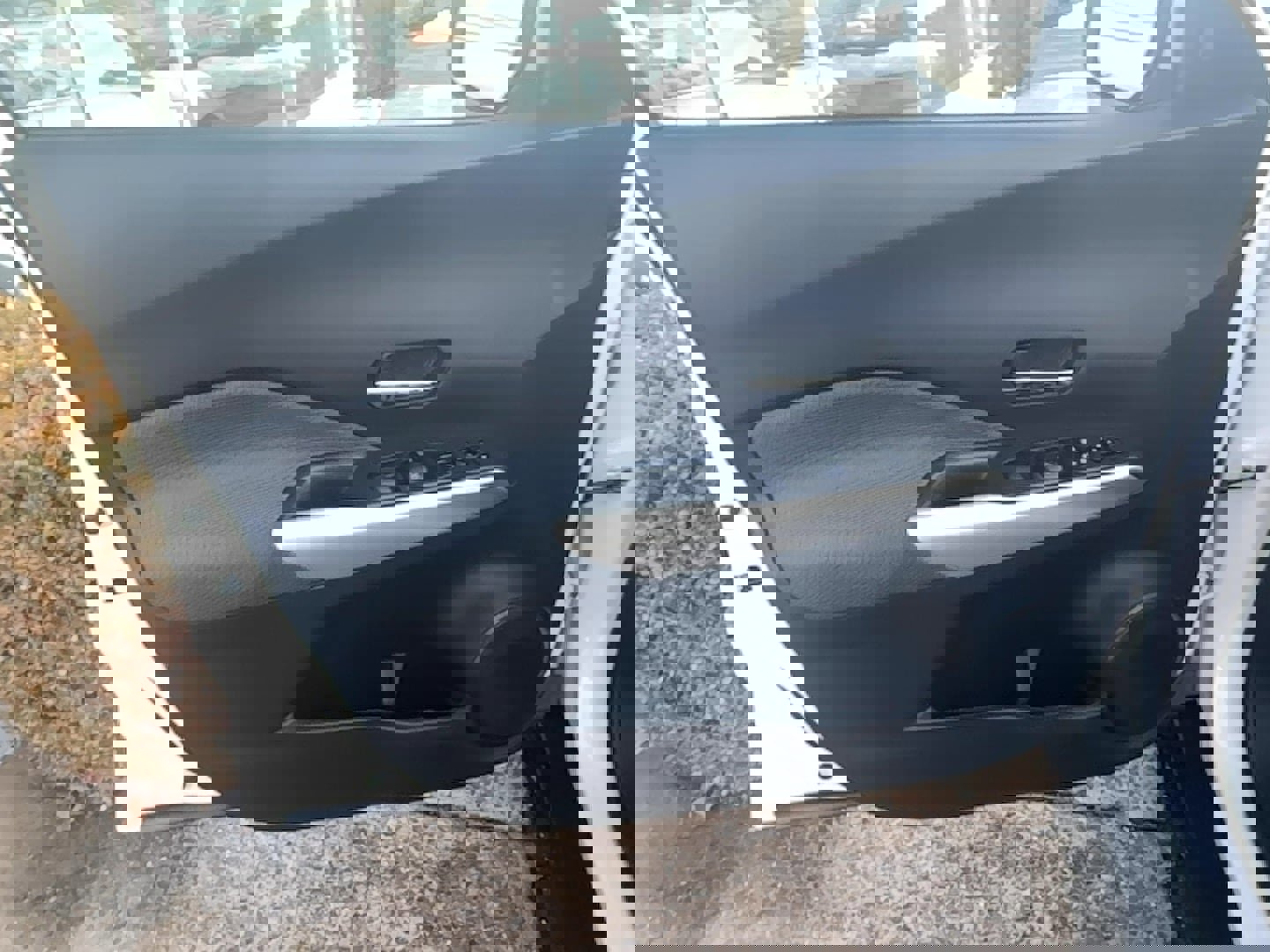 Used 2018 Nissan Kicks SV image 14