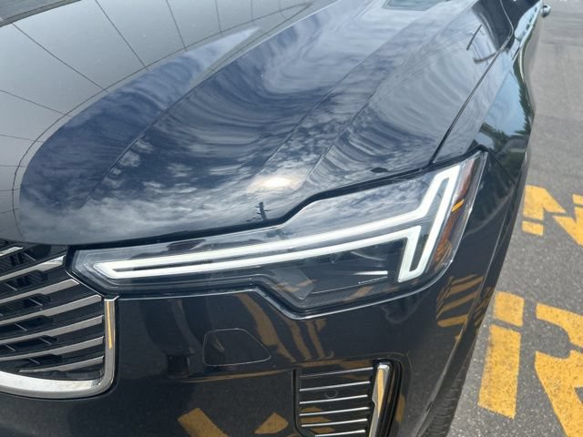Certified 2025 Volvo XC90 B6 Plus AWD/4WD image 8