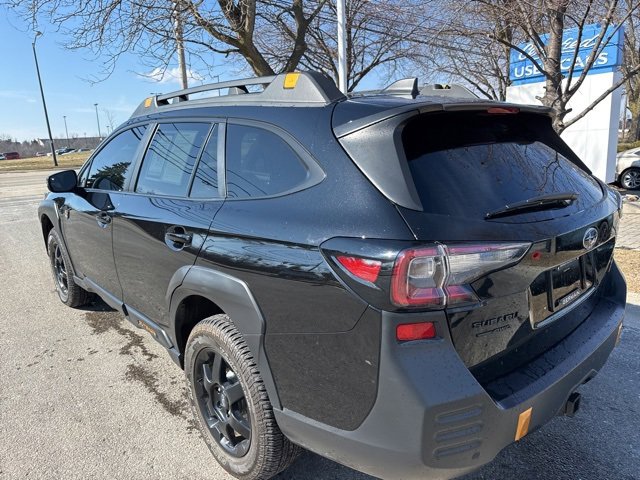 Used 2022 Subaru Outback Wilderness image 12