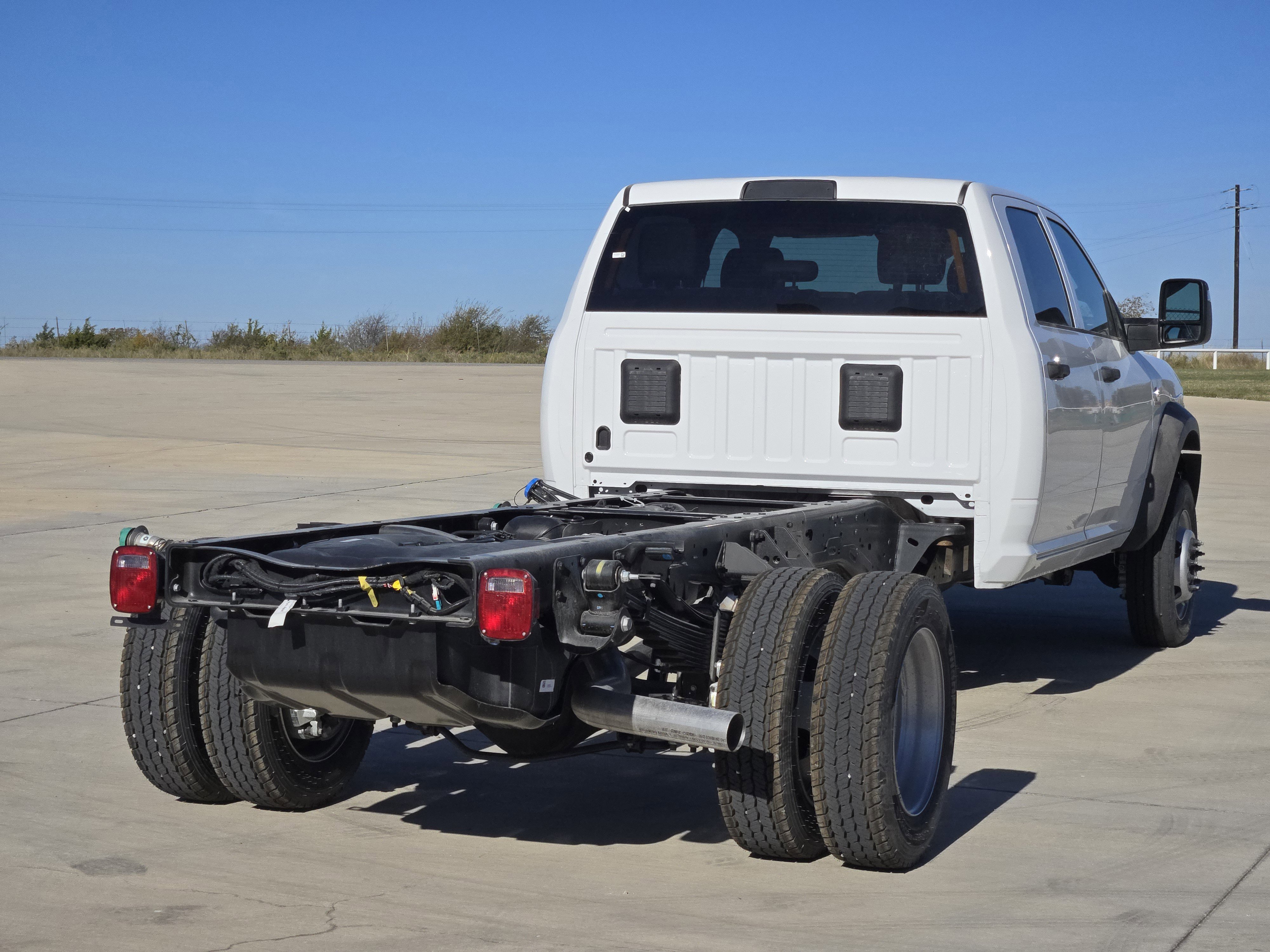 New 2026 RAM 5500 Tradesman w/ Chrome Appearance Group AWD/4WD image 4