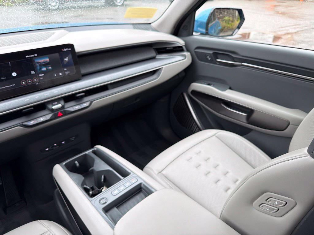 Certified 2024 Kia EV9 Wind AWD/4WD image 24