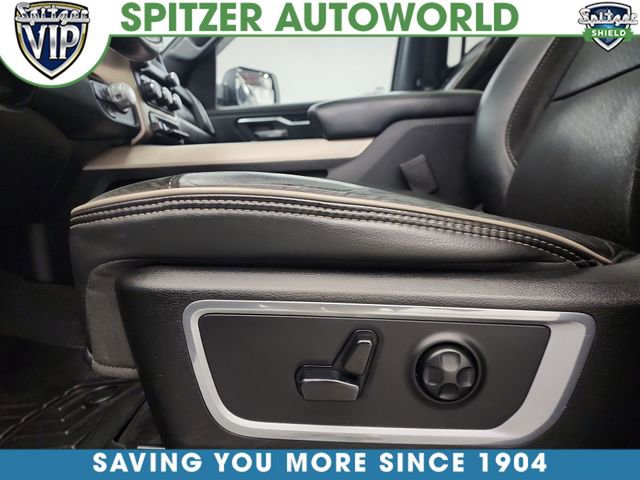 Used 2019 RAM 1500 Laramie w/ Sport Appearance Package image 18