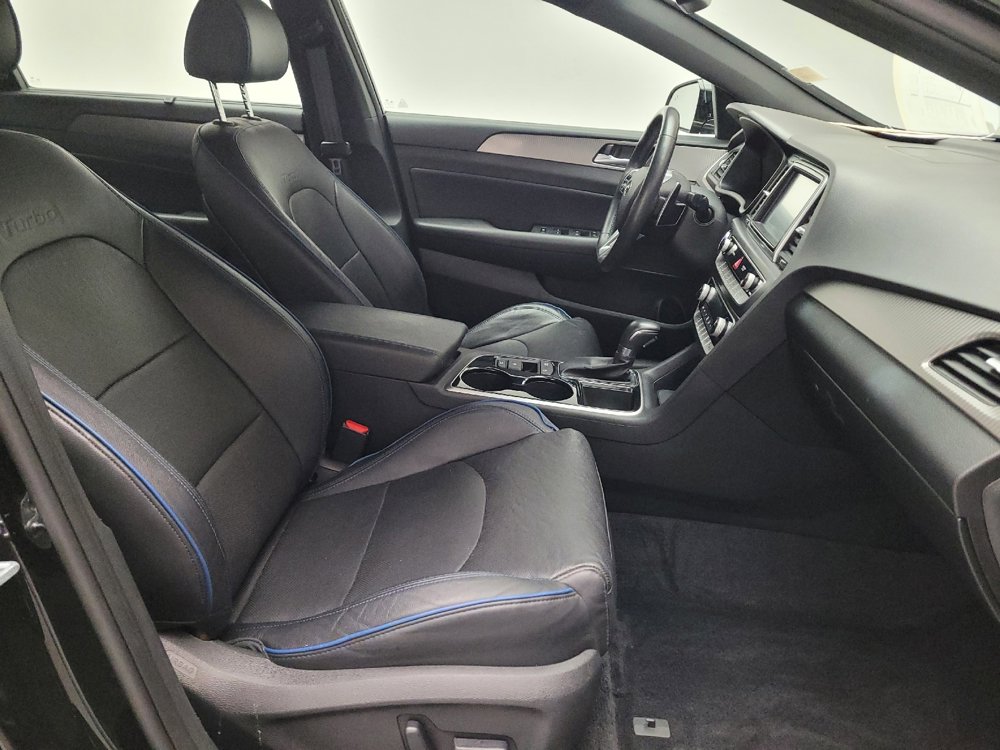 Used 2019 Hyundai Sonata Limited image 21