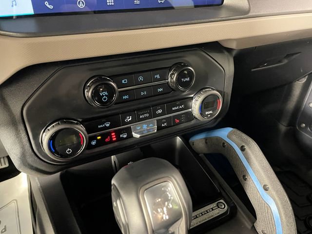 Used 2024 Ford Bronco Wildtrak AWD/4WD image 9