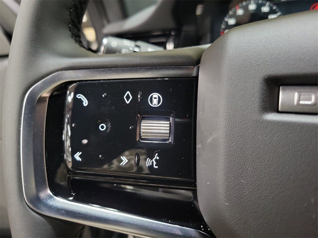 New 2025 Land Rover Discovery Sport Dynamic SE AWD/4WD image 15