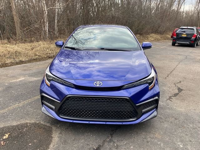 Used 2022 Toyota Corolla SE w/ SE Premium Package image 8