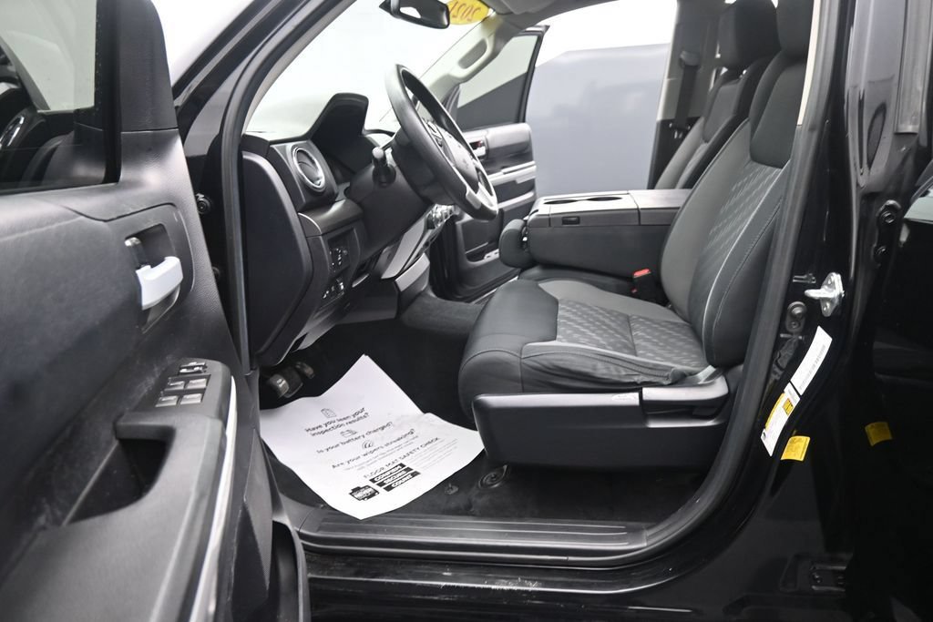 Used 2021 Toyota Tundra SR5 AWD/4WD image 17