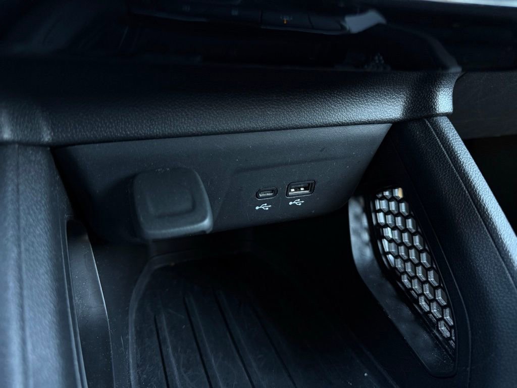 Used 2025 Chevrolet TrailBlazer LT image 19