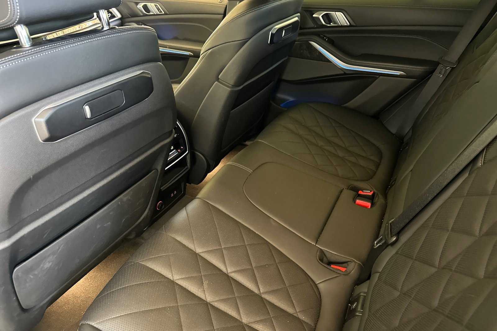 Used 2024 BMW X5 xDrive40i w/ Premium Package image 12