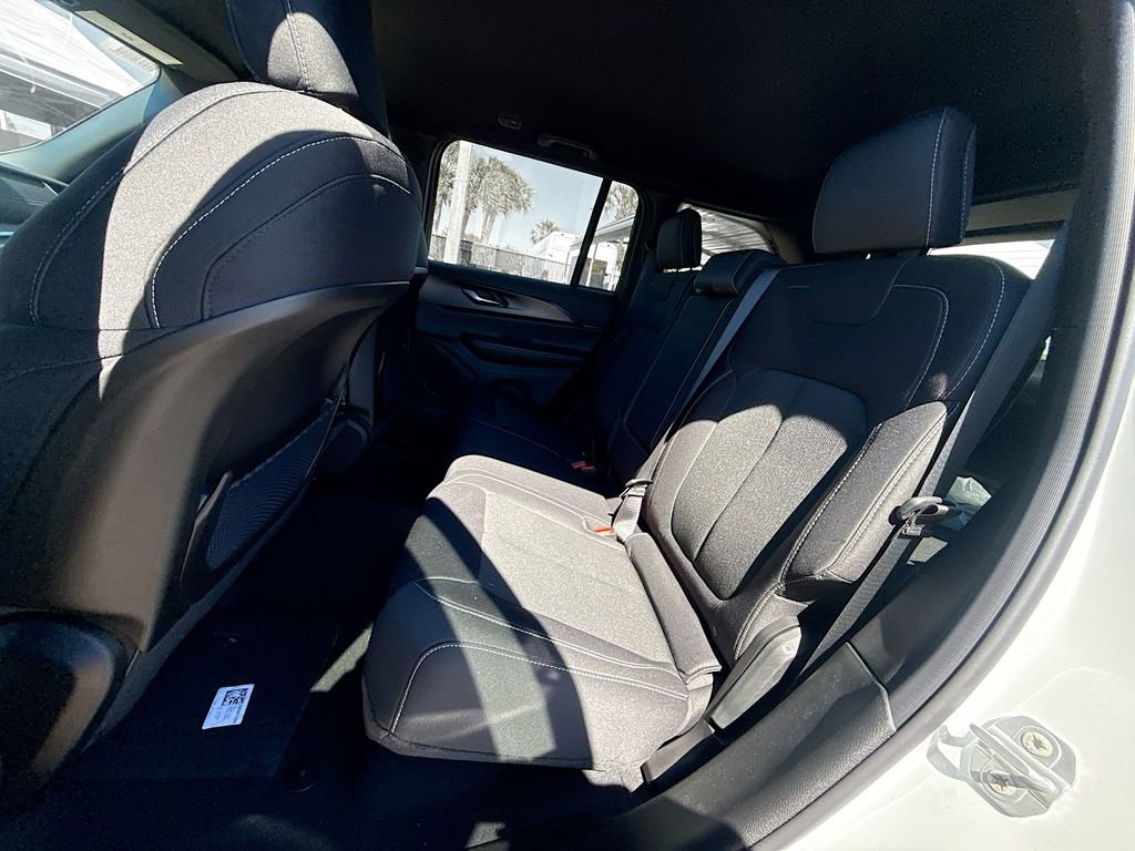 New 2026 Jeep Grand Cherokee Laredo RWD image 26