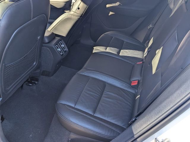 Certified 2023 Volvo XC40 B5 Plus image 26