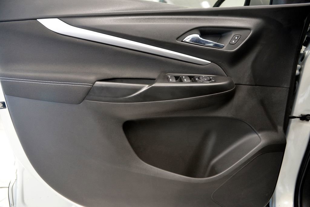 Used 2023 Chevrolet Bolt EUV LT w/ Driver Confidence Package image 15