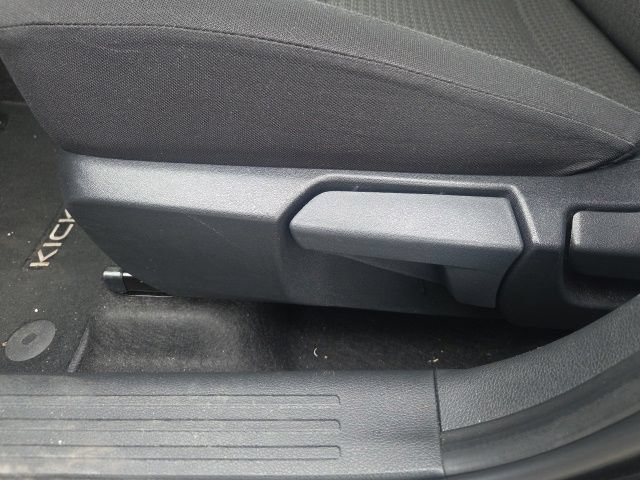 Used 2025 Nissan Kicks S FWD image 21
