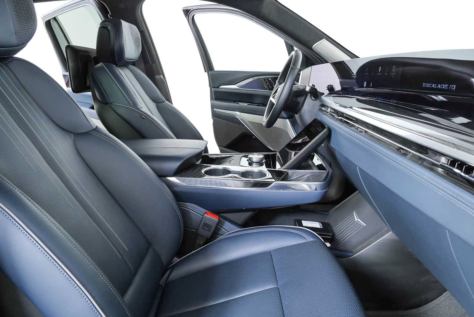 Certified 2026 Cadillac Escalade IQ Sport 2 AWD/4WD image 19