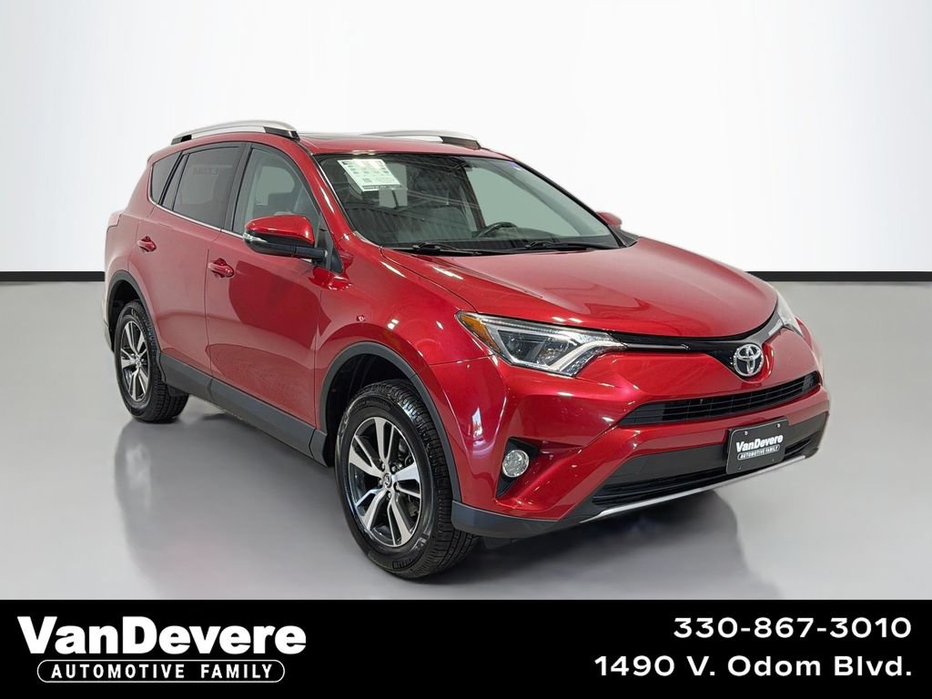 Used 2016 Toyota RAV4 XLE AWD/4WD image 1