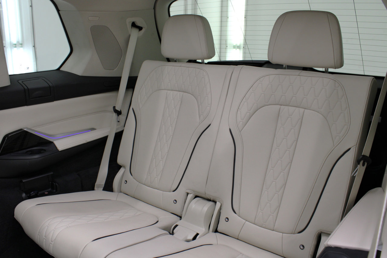 Used 2019 BMW X7 xDrive40i w/ Premium Package image 41