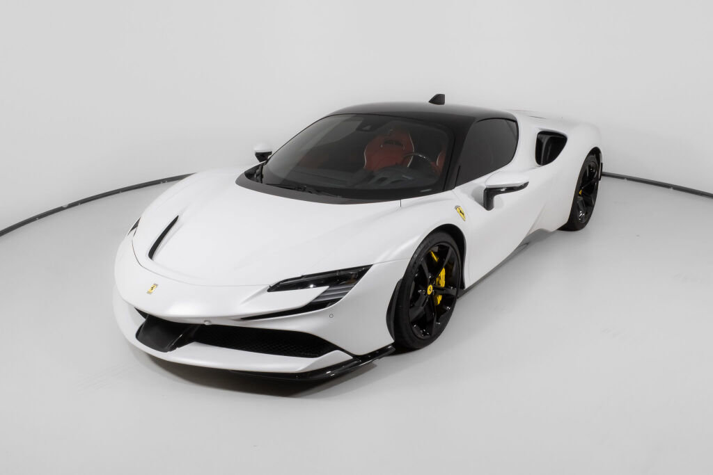 Used 2023 Ferrari SF90 Stradale image 22