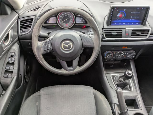 Used 2014 MAZDA MAZDA3 i SV FWD image 11
