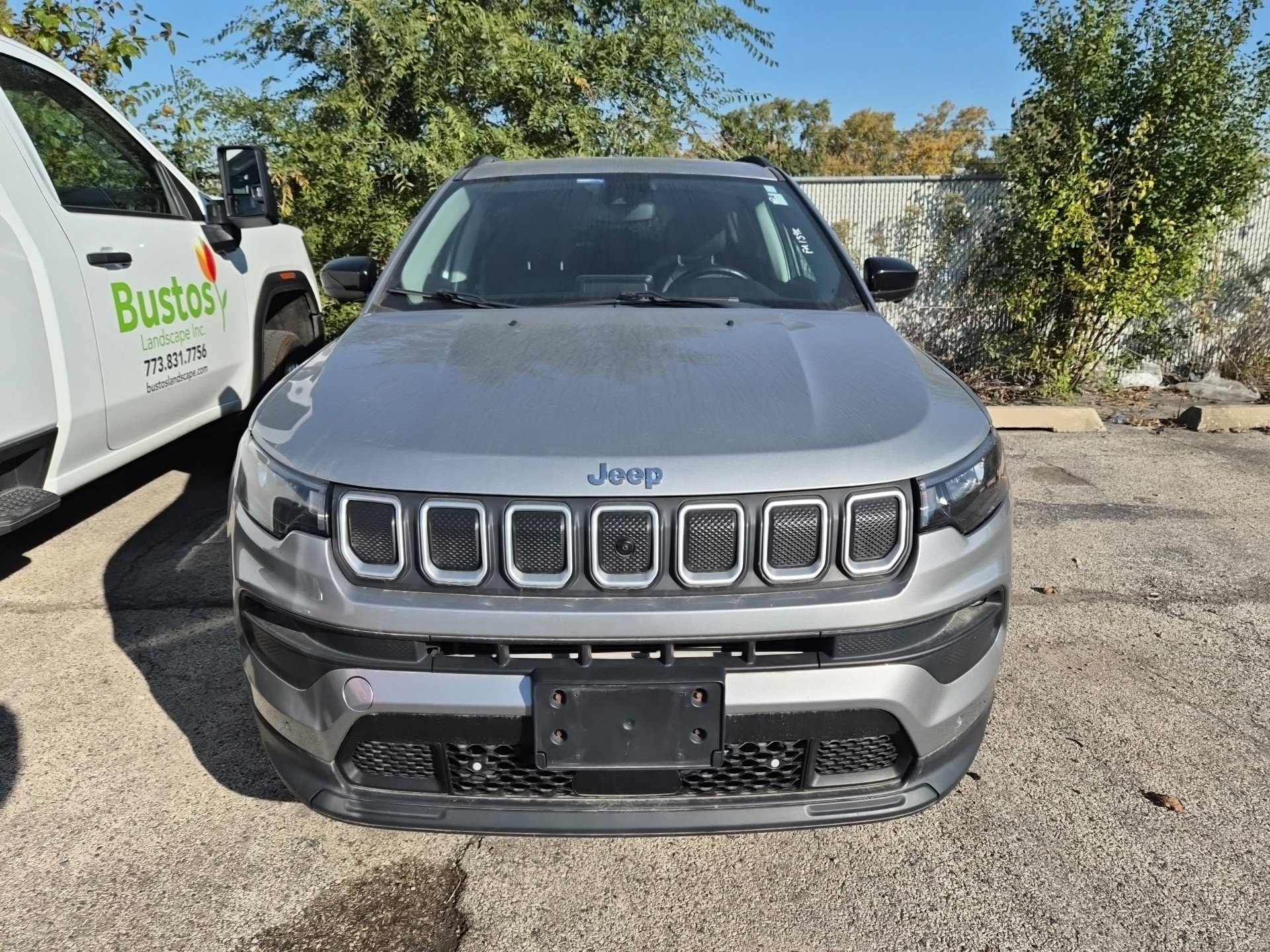Used 2022 Jeep Compass Latitude w/ Convenience Group AWD/4WD image 2