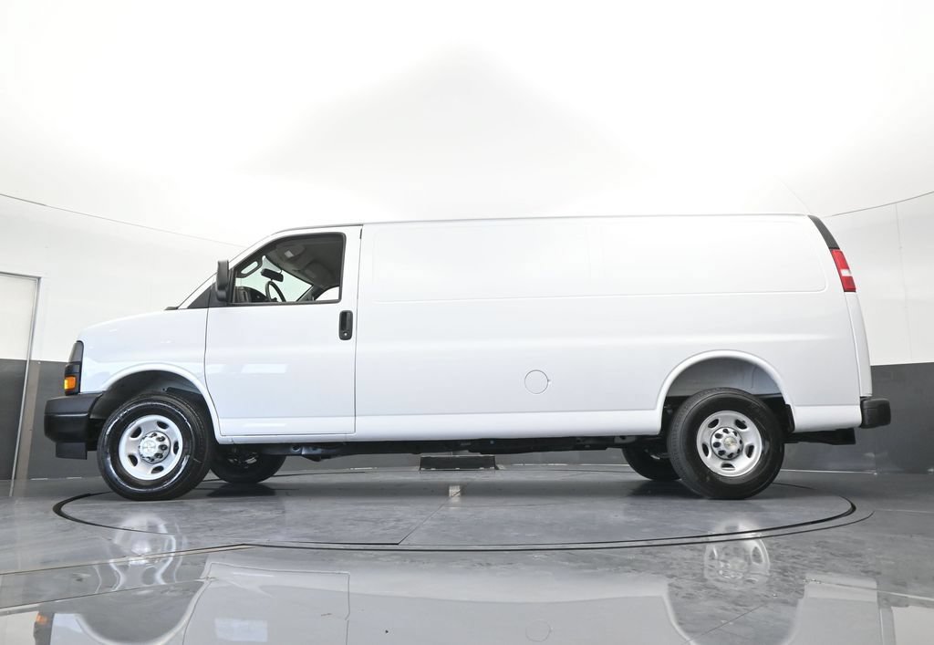 New 2026 Chevrolet Express 2500 Extended w/ Driver Convenience Package RWD image 48